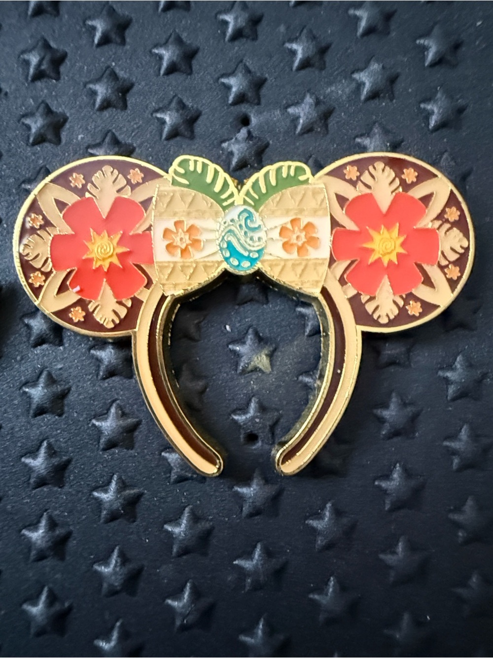Loungefly Disney Trading Gold Minnie Ear Floral Pin w/ Red Flowers & Blue Center